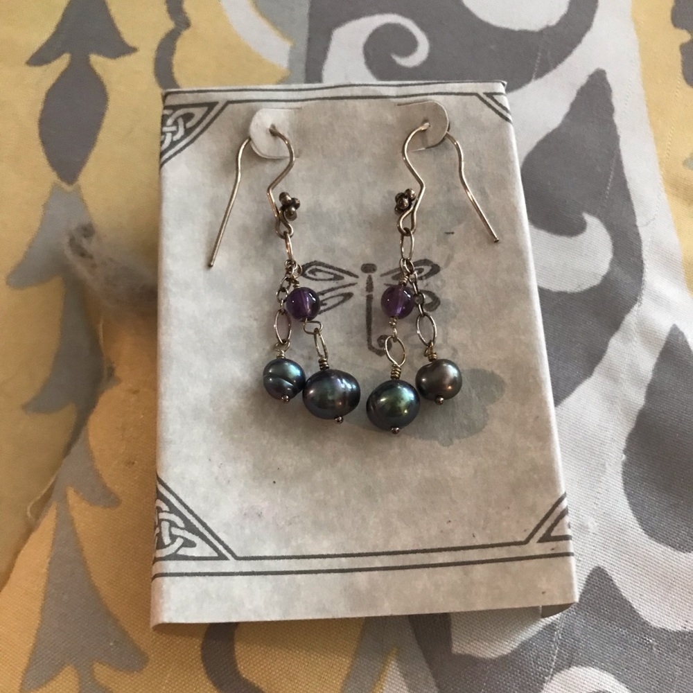 Black pearl and silver necklace and earring set
